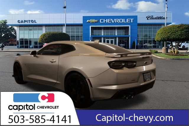 Used 2019 Chevrolet Camaro SS RWD image 6