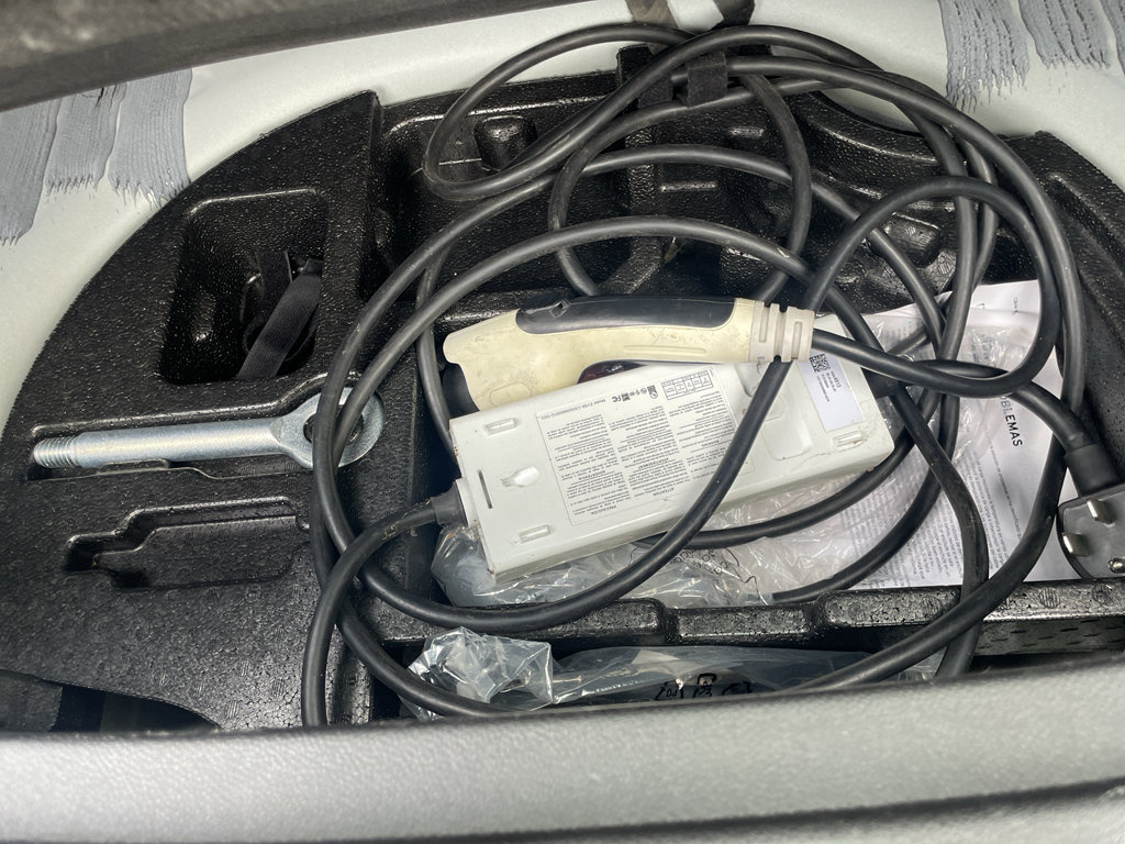 Used 2022 Chevrolet Bolt EUV LT FWD image 51