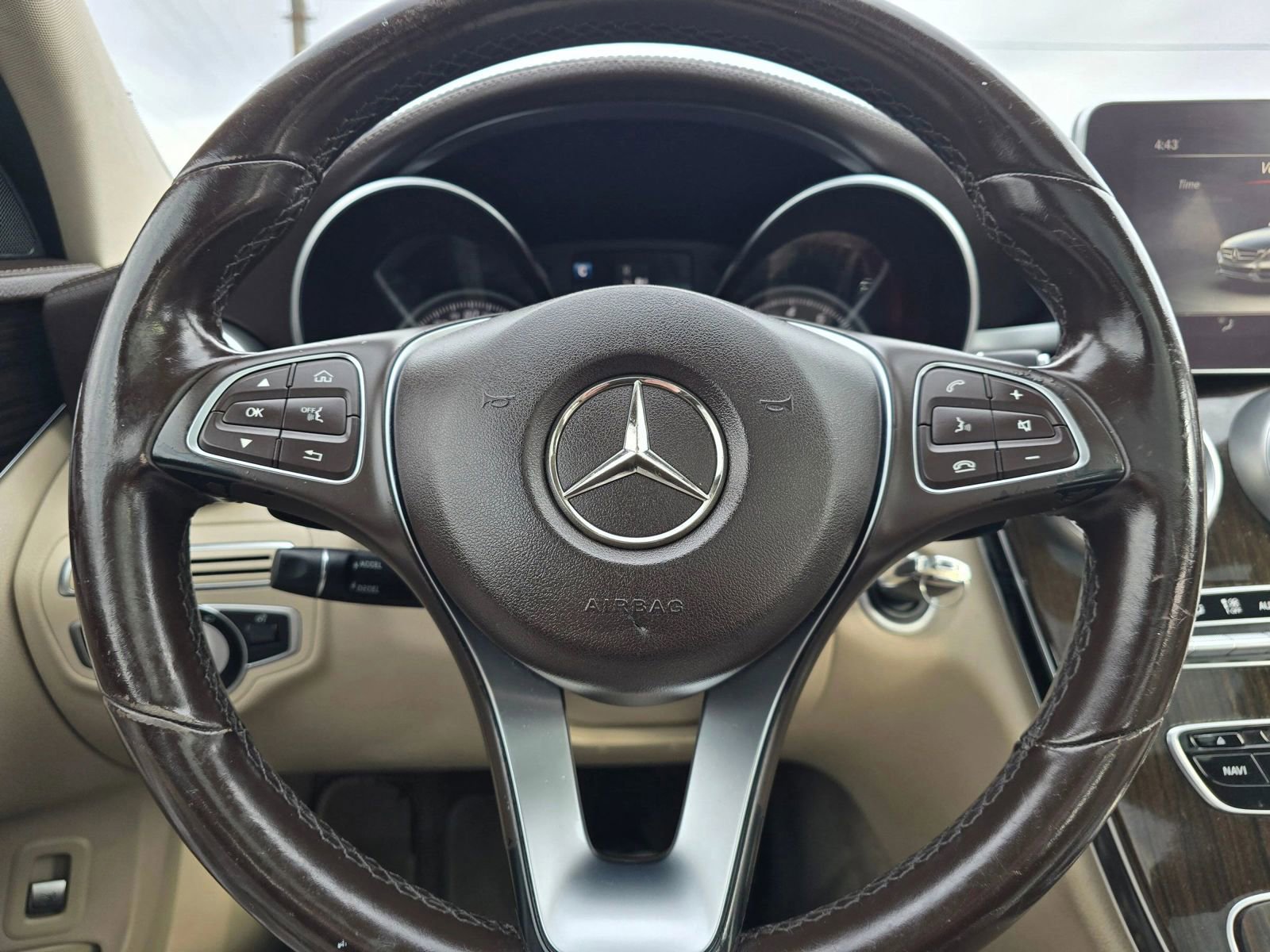 Used 2017 Mercedes-Benz C 300 4MATIC Sedan w/ Premium 3 Package image 24