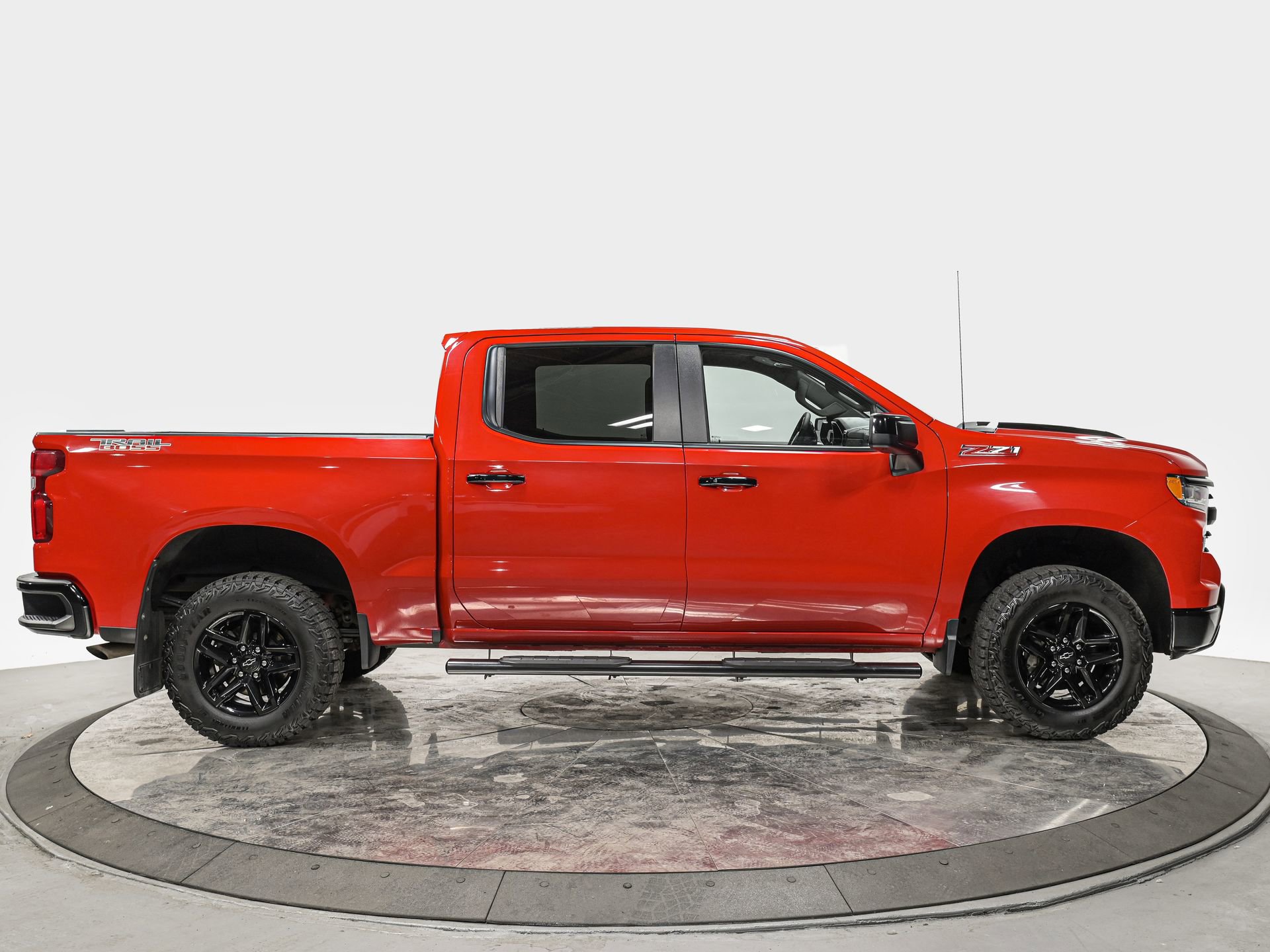 Used 2023 Chevrolet Silverado 1500 LT Trail Boss w/ Protection Package image 8