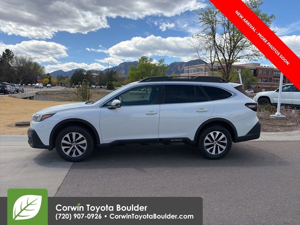 Used 2021 Subaru Outback Premium image 4