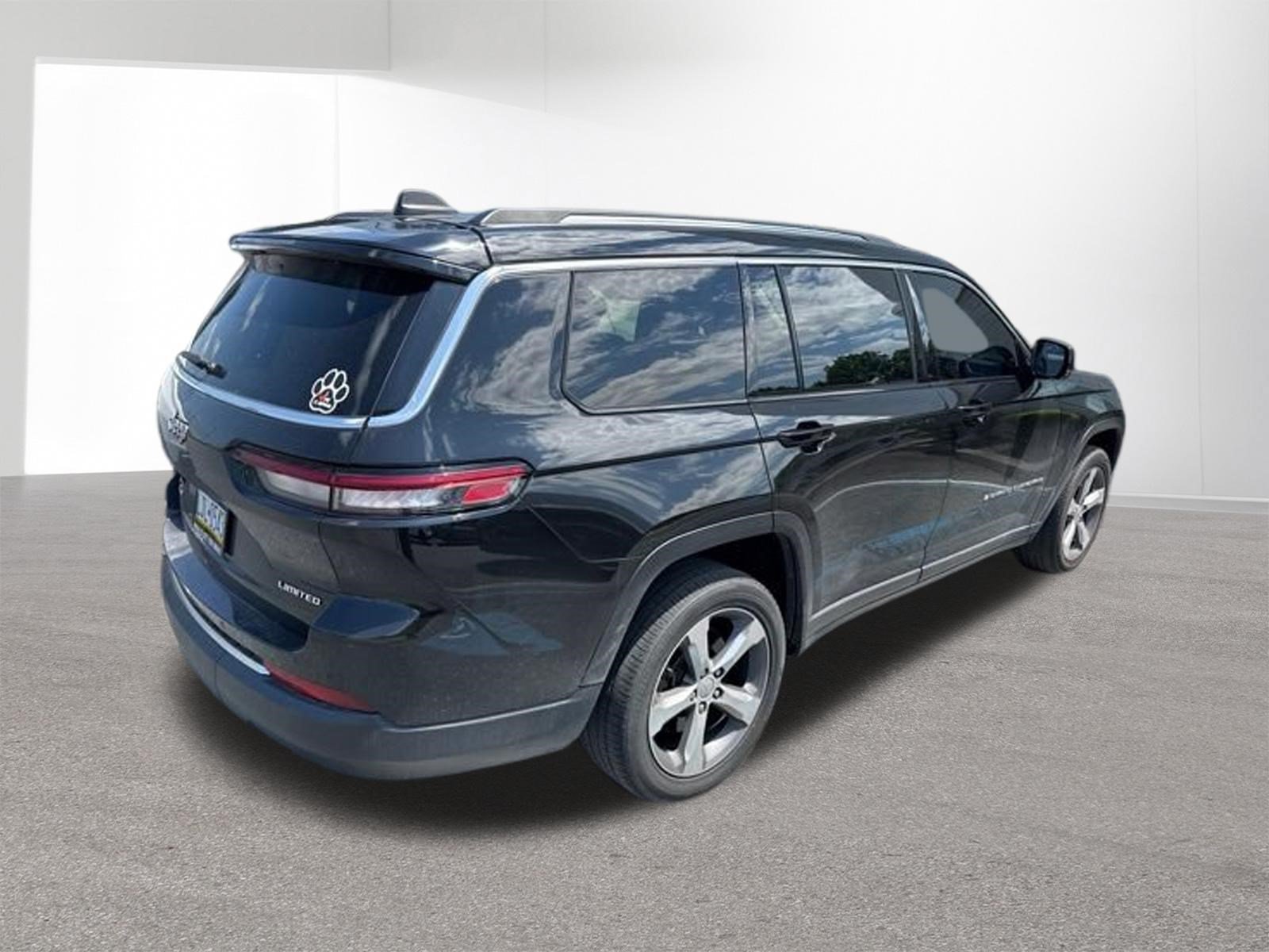 Used 2021 Jeep Grand Cherokee L Limited AWD/4WD image 31
