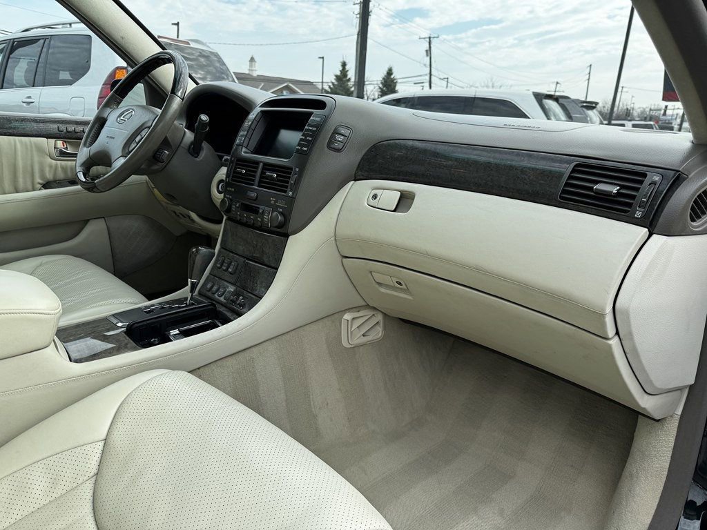 Used 2001 Lexus LS 430 image 20