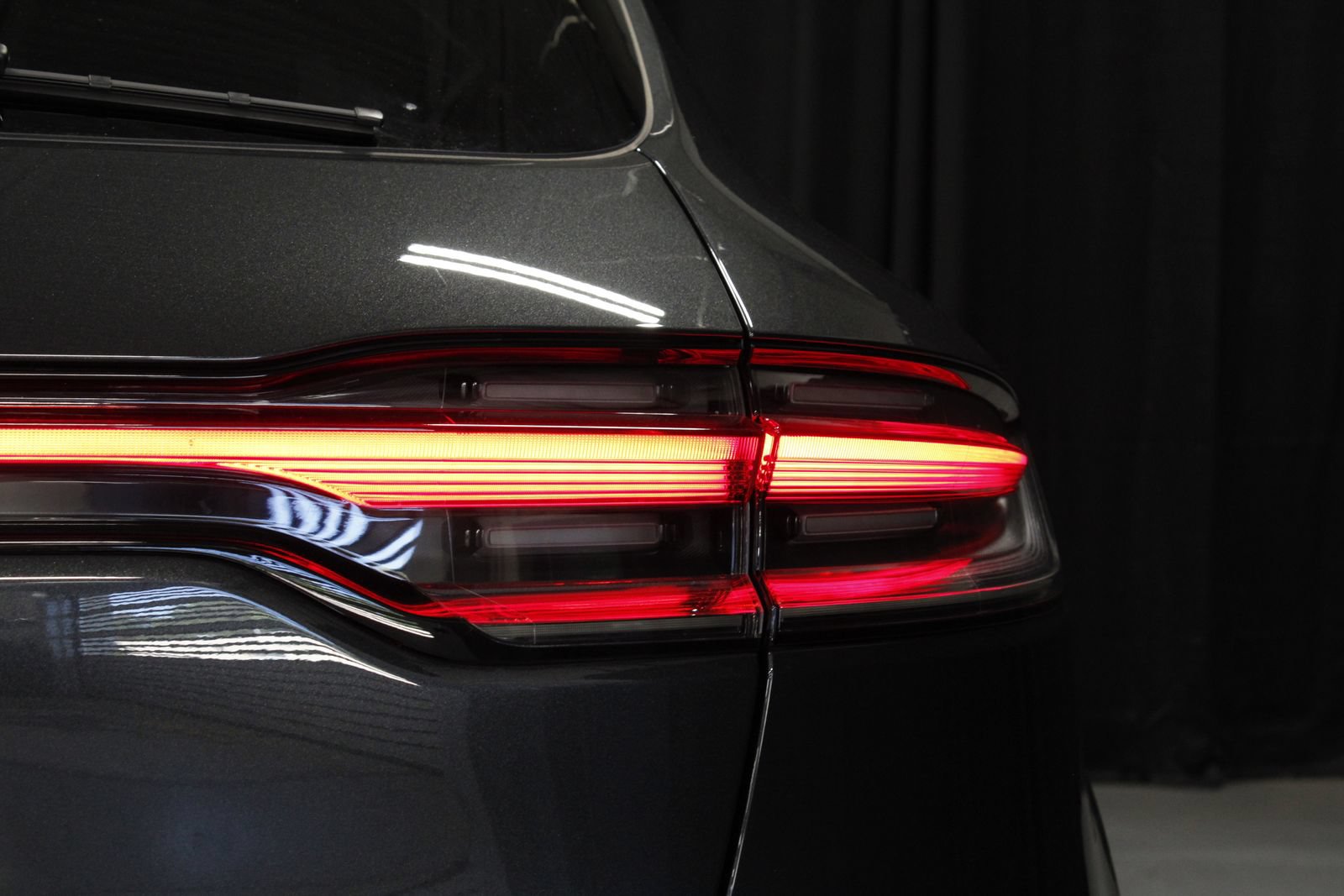 New 2026 Porsche Macan AWD/4WD image 21
