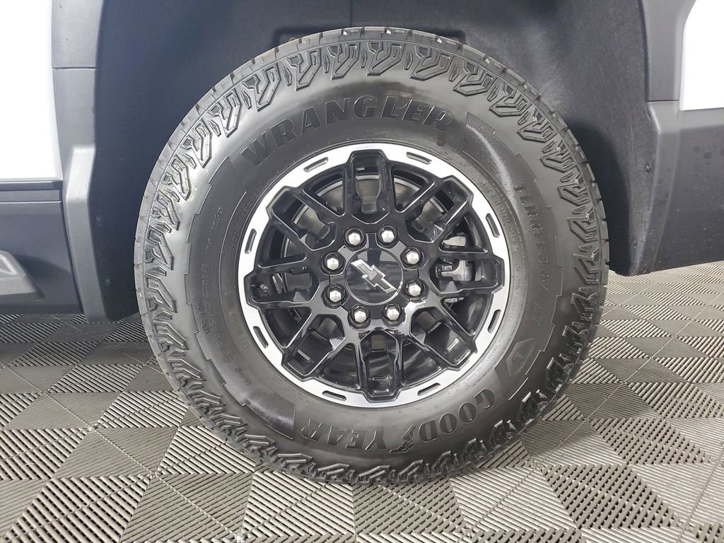 New 2026 Chevrolet Silverado EV Trail Boss image 30