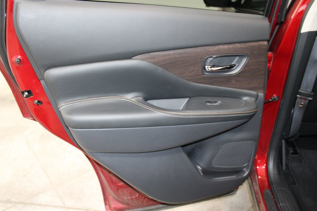 Used 2024 Nissan Murano Platinum image 23