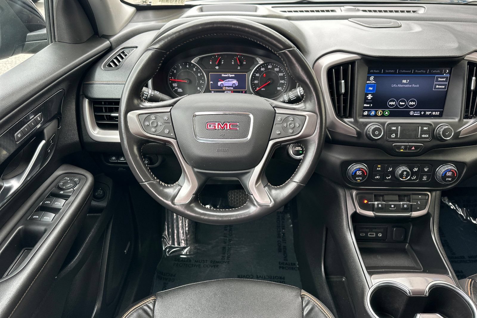 Certified 2022 GMC Terrain AT4 w/ Infotainment Package II AWD/4WD image 17