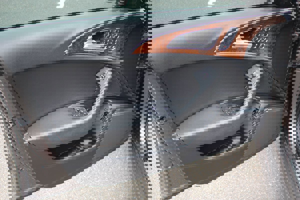 Used 2012 Audi A6 3.0T Prestige w/ Prestige Pkg image 9