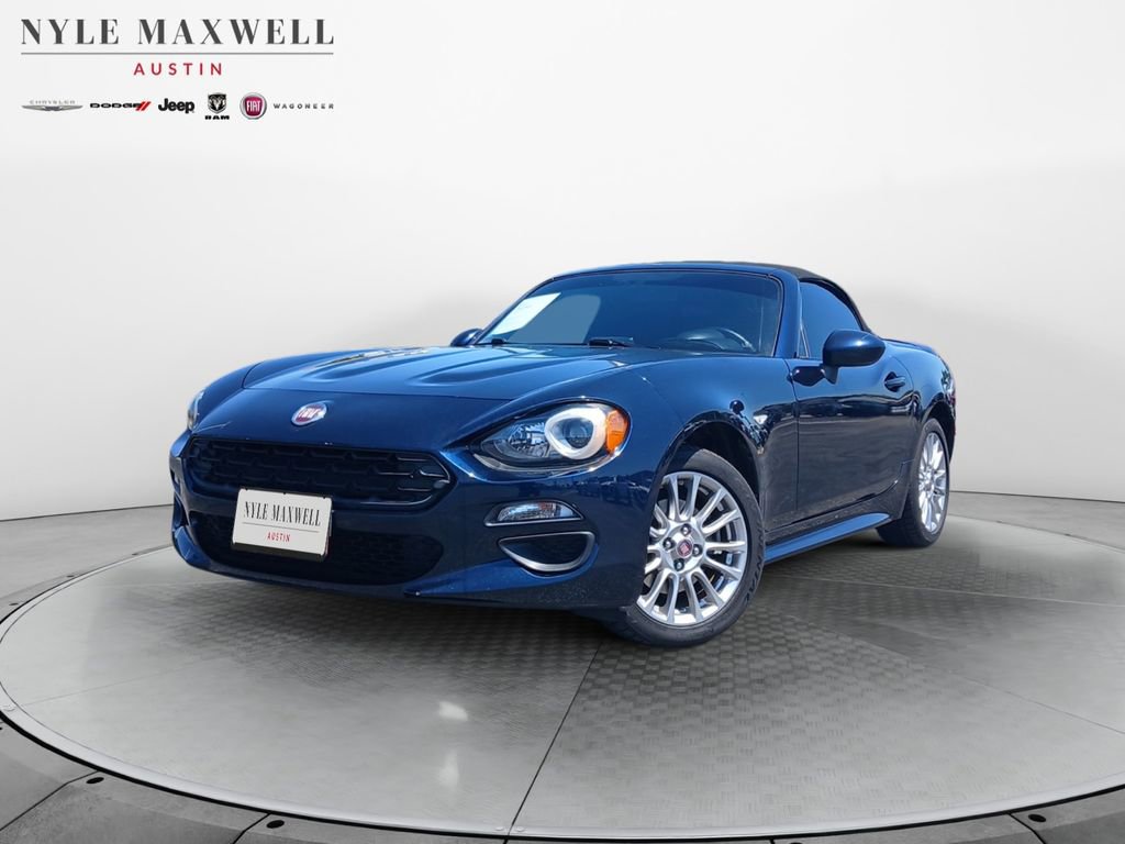 Used 2019 FIAT 124 Spider Classica w/ Technology Group RWD image 1