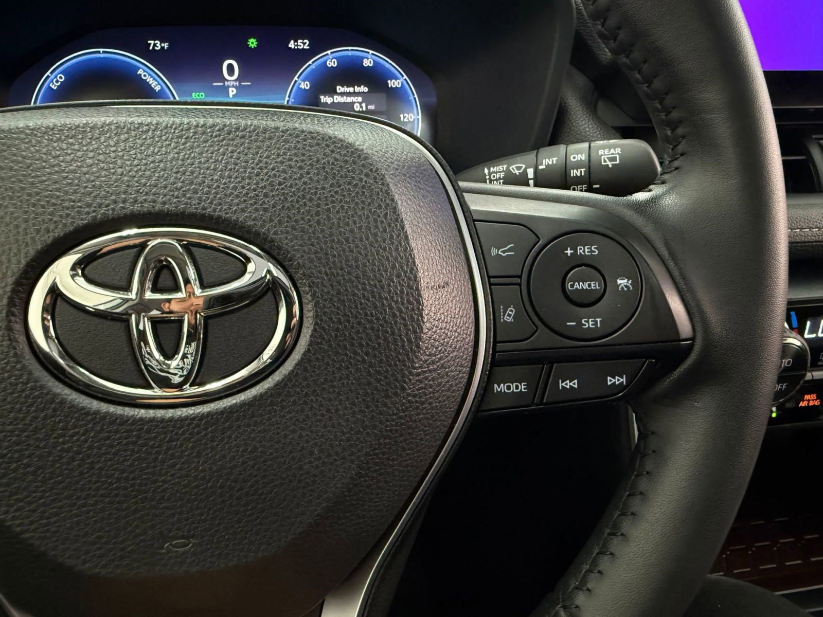 Used 2024 Toyota RAV4 Limited AWD/4WD image 28