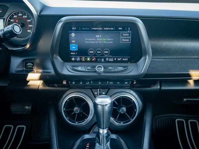 Used 2021 Chevrolet Camaro LT w/ RS Package image 28