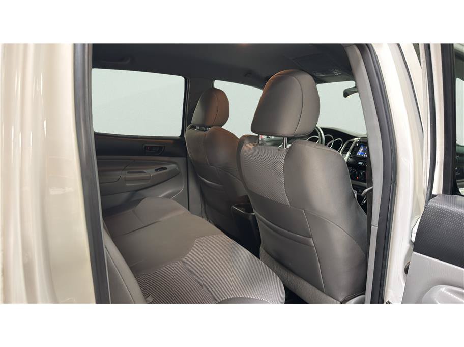 Used 2014 Toyota Tacoma PreRunner w/ TRD Off-Road Package RWD image 22