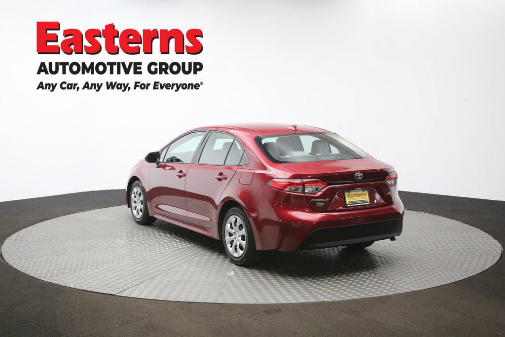 Used 2025 Toyota Corolla LE image 64