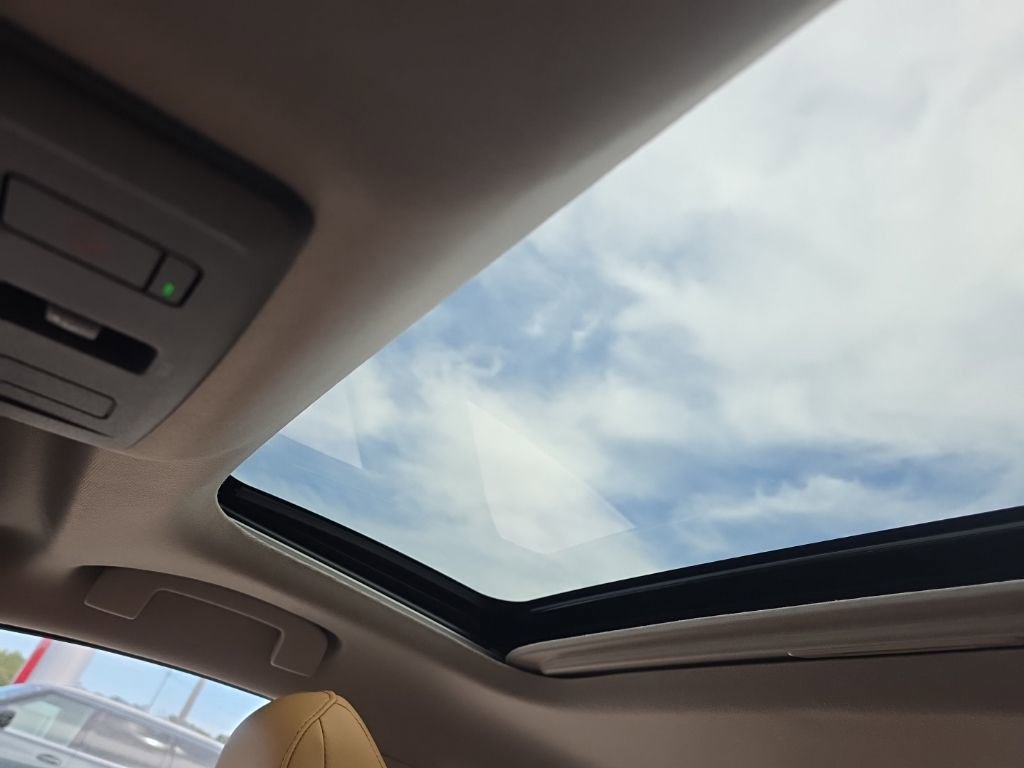 New 2025 Nissan Sentra SV w/ SV Premium Package image 28