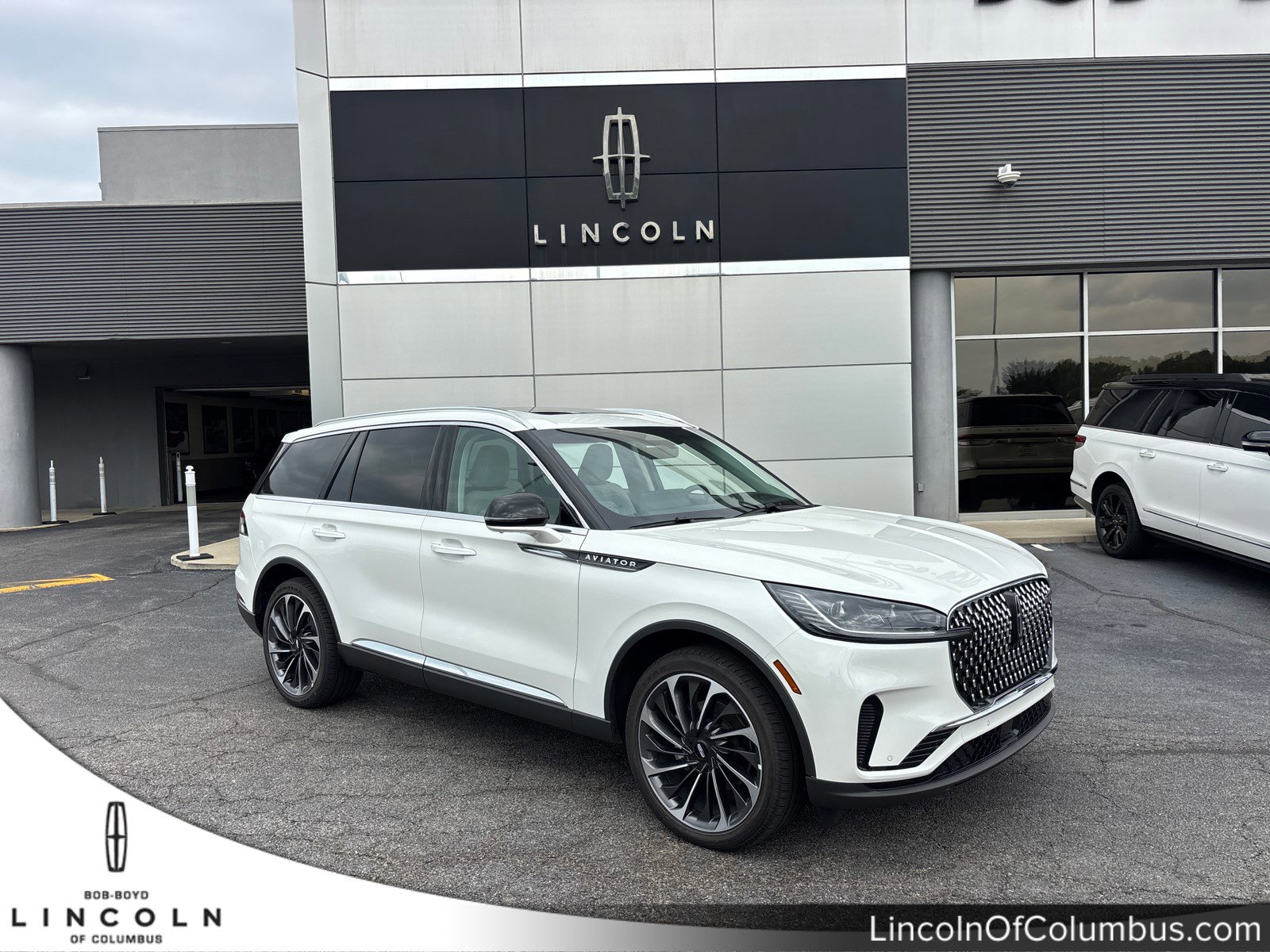 New 2025 Lincoln Aviator Reserve w/ Illumination Package