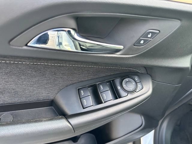 Used 2023 Chevrolet TrailBlazer ACTIV AWD/4WD image 14