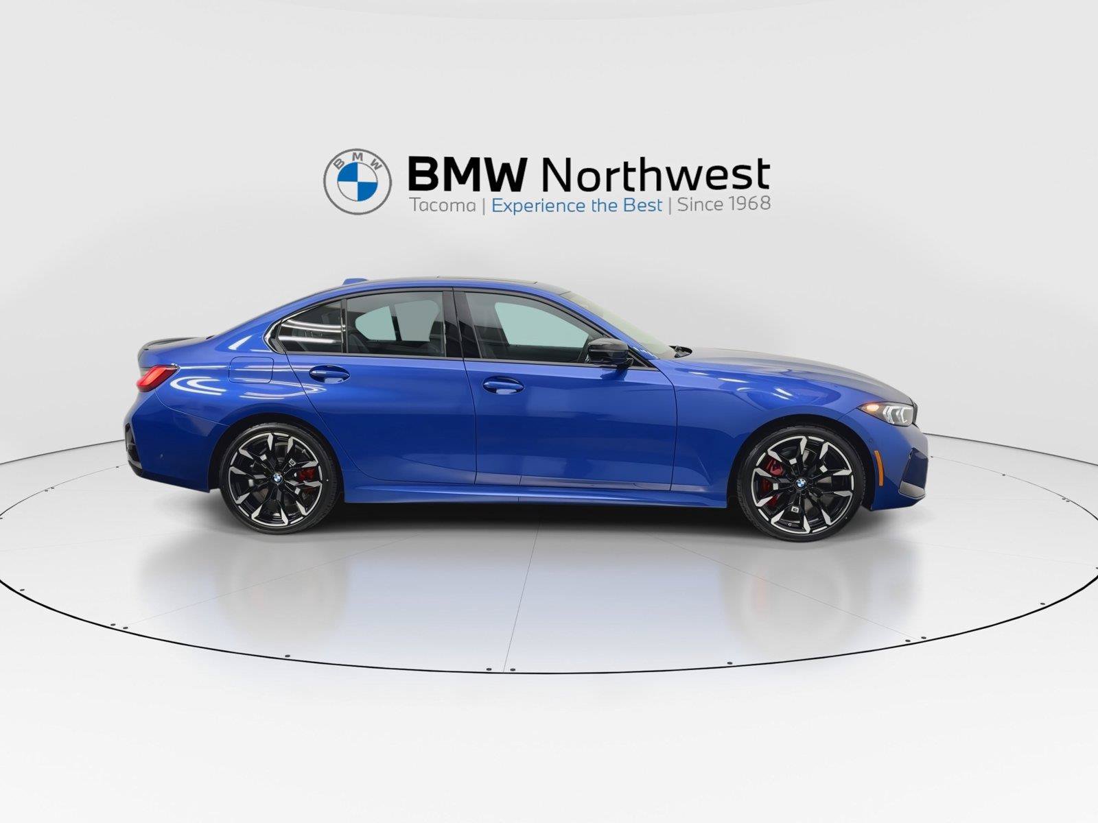 New 2026 BMW 330i xDrive Sedan w/ M Sport Package AWD/4WD image 5