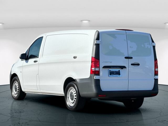 Used 2023 Mercedes-Benz Metris image 5