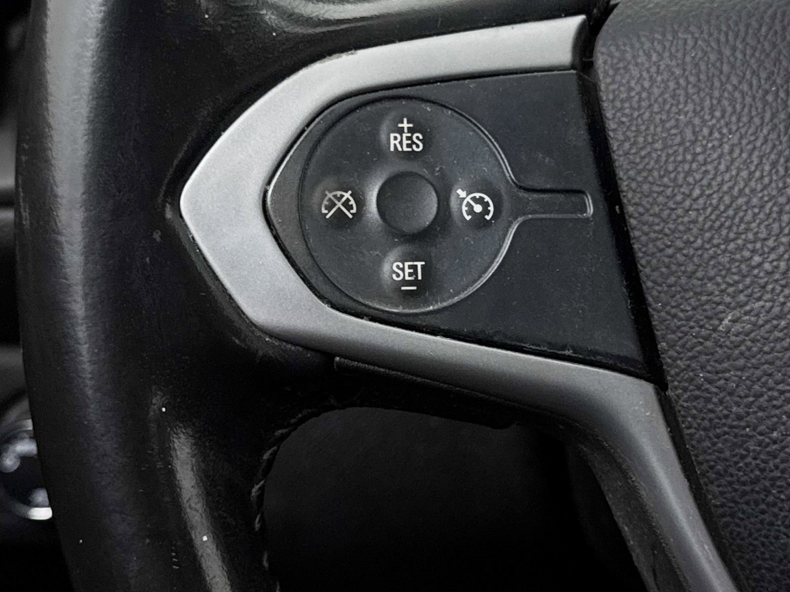 Used 2018 Chevrolet Colorado LT image 28