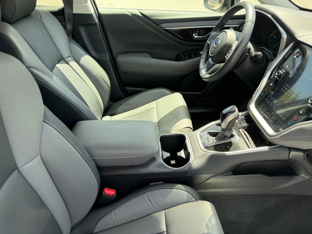Used 2023 Subaru Outback Onyx Edition image 17
