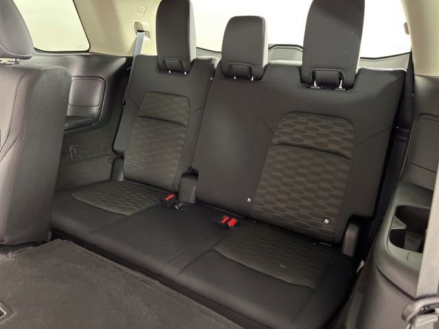 Used 2023 Nissan Pathfinder SV image 46