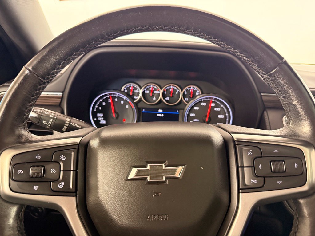 Used 2021 Chevrolet Tahoe Z71 w/ Luxury Package AWD/4WD image 33