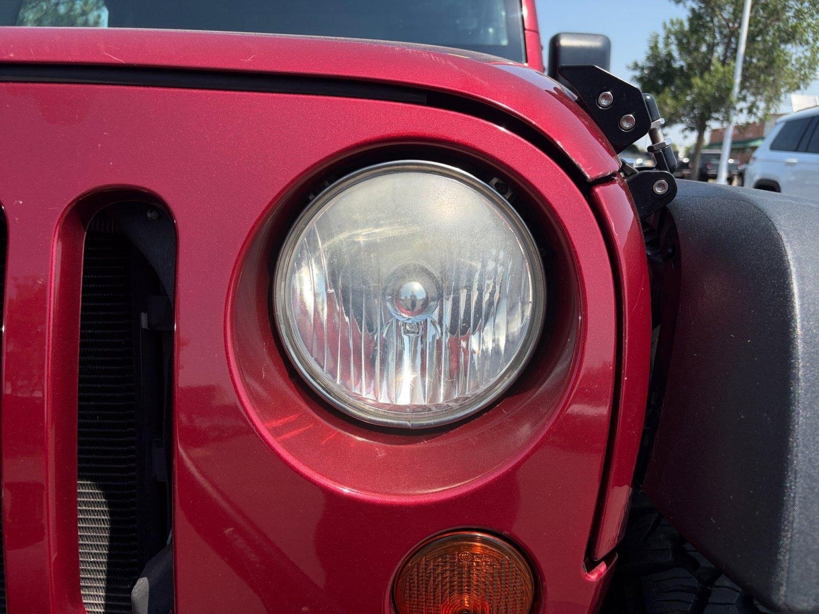 Used 2013 Jeep Wrangler Rubicon w/ Dual Top Group AWD/4WD image 9