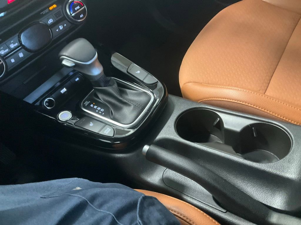Used 2025 Kia Soul EX FWD image 23