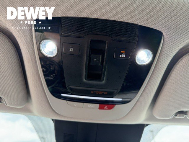 Used 2022 Kia Sorento EX w/ Panoramic Sunroof Package FWD image 18