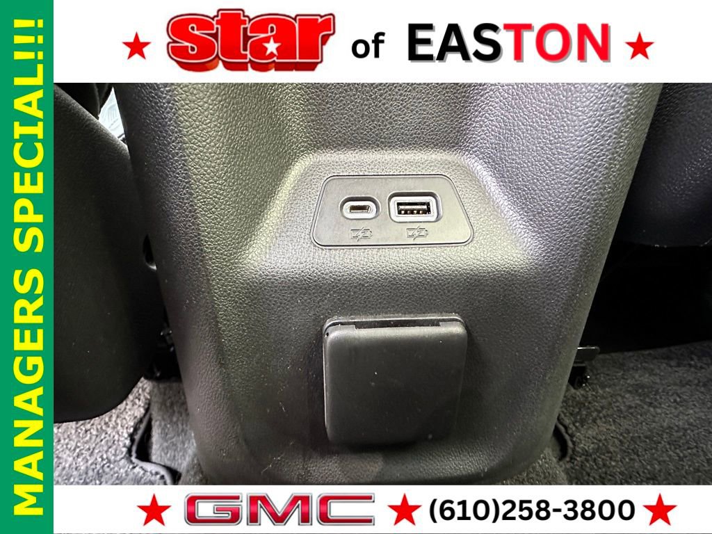 Used 2021 Buick Envision Avenir w/ Technology Package II AWD/4WD image 23