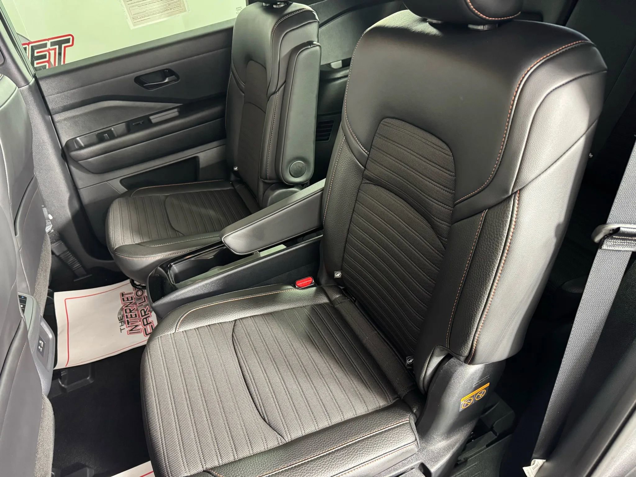 Used 2025 Nissan Pathfinder Rock Creek image 36