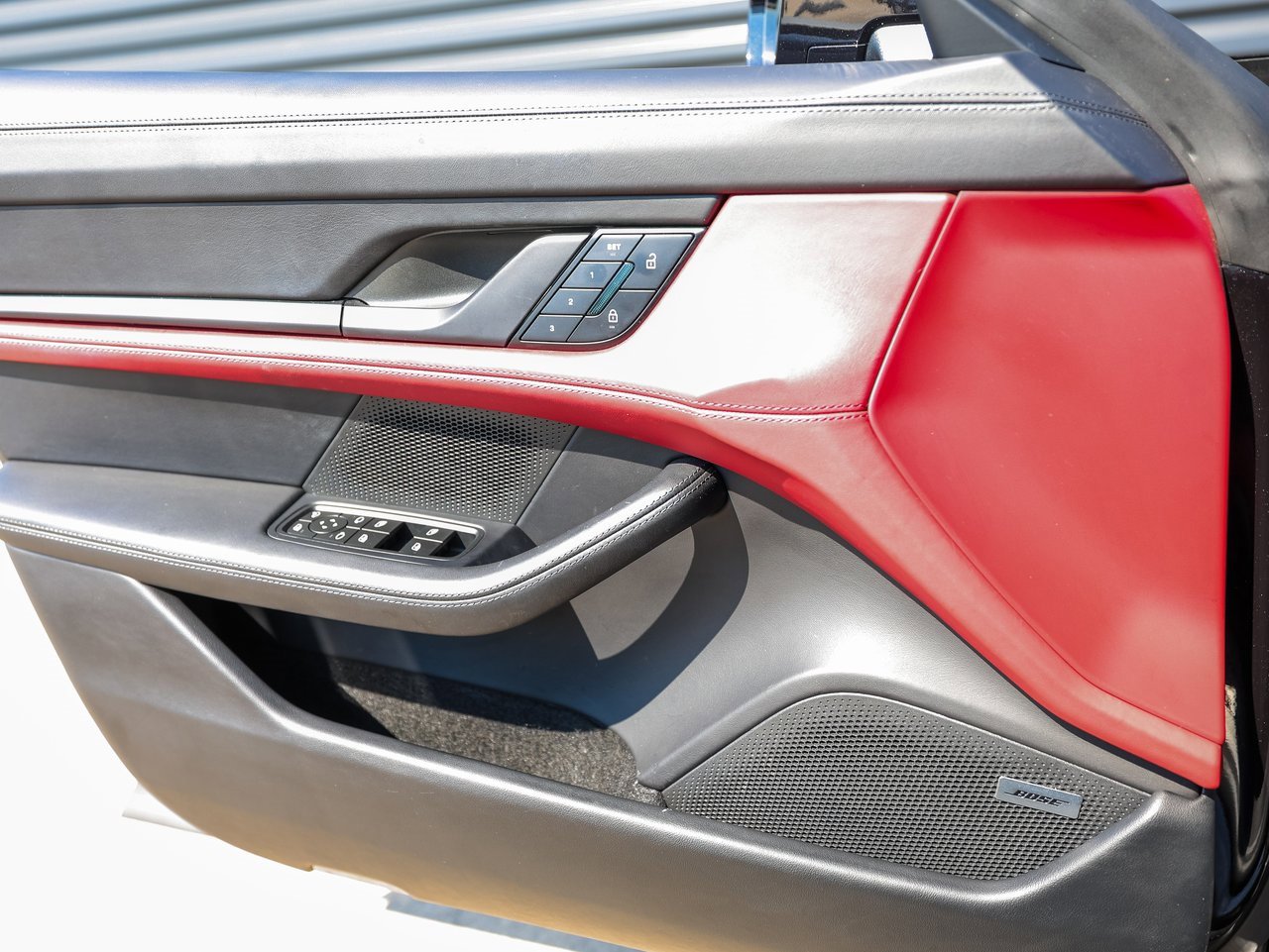 Used 2024 Porsche Taycan GTS image 23