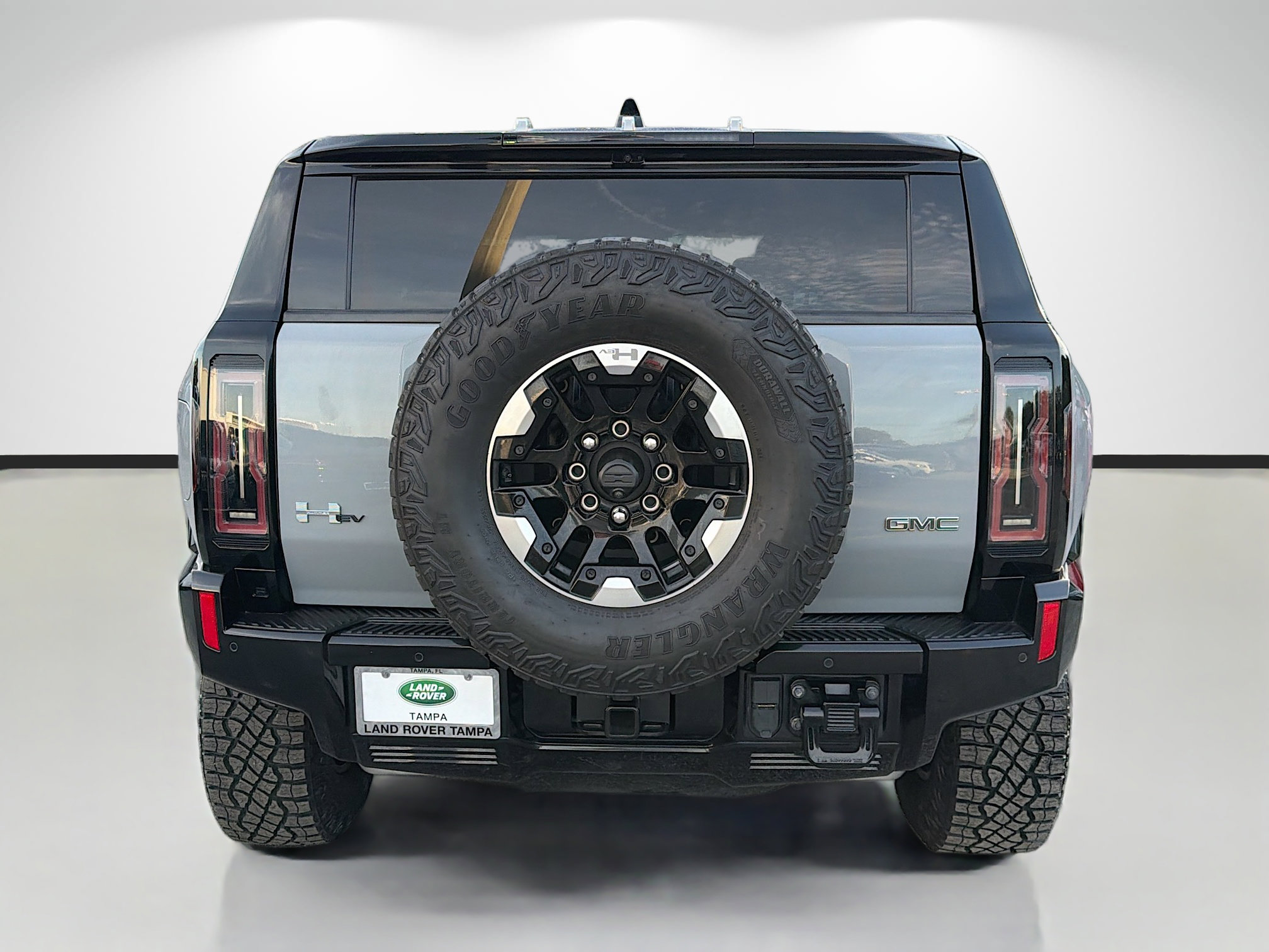 Used 2025 GMC Hummer EV 3X w/ Extreme Off-Road Package AWD/4WD image 4
