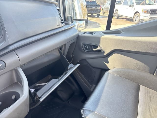 Certified 2023 Ford Transit 250 Medium Roof RWD image 33