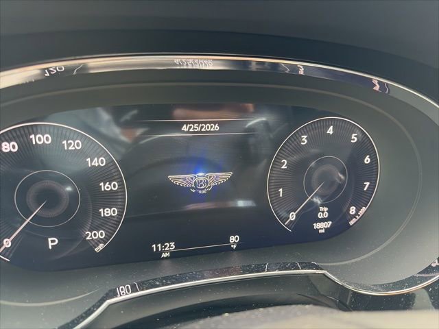 Used 2021 Bentley Bentayga AWD/4WD image 9