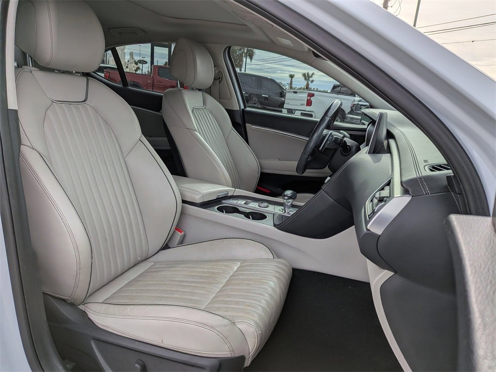 Used 2019 Genesis G70 2.0T Advanced w/ Elite Package image 17