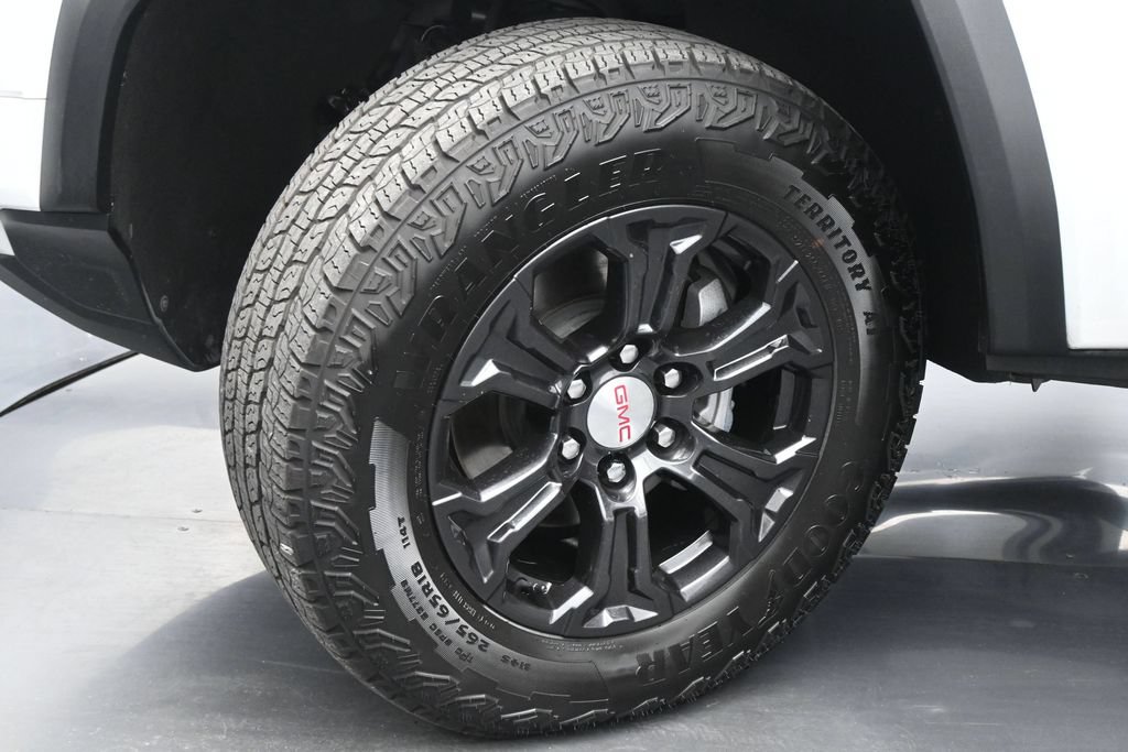 Used 2024 GMC Canyon Elevation RWD image 19