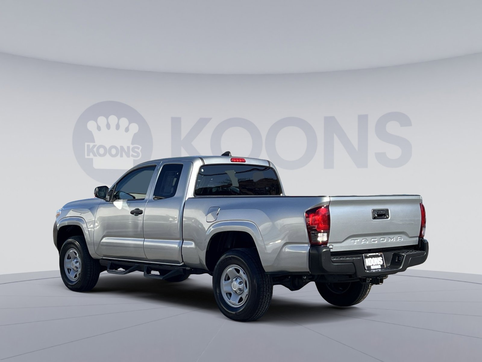 Used 2023 Toyota Tacoma SR image 4
