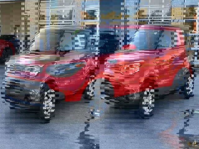 Used 2019 Kia Soul w/ Convenience Package image 4