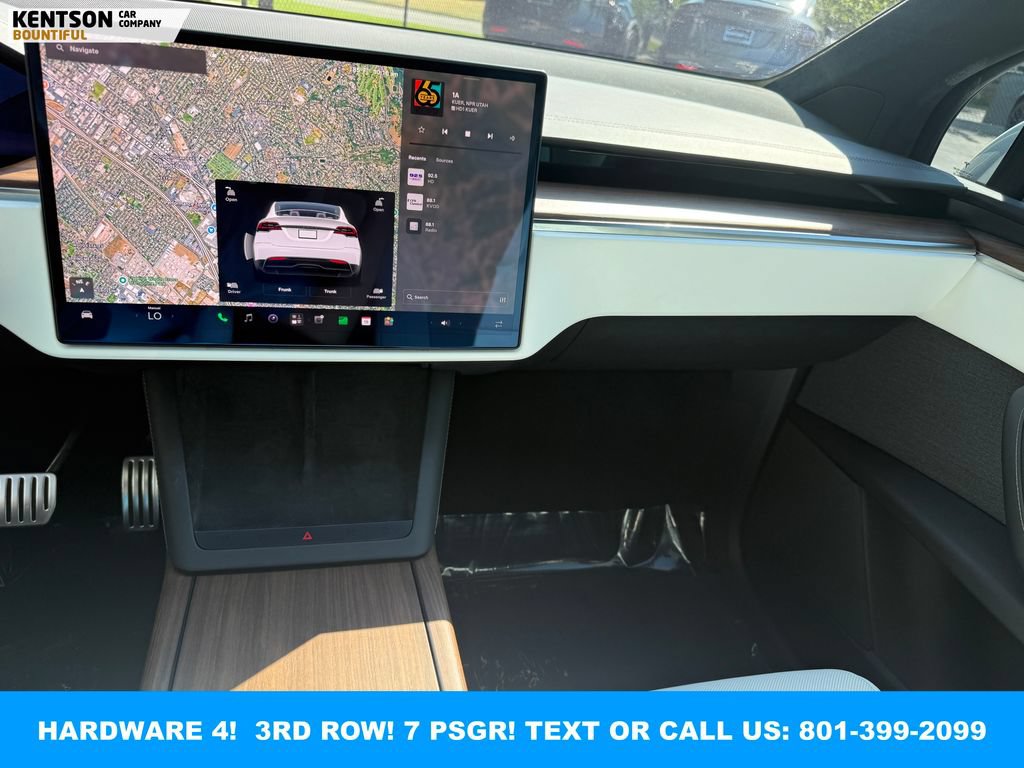 Used 2023 Tesla Model X AWD/4WD image 21