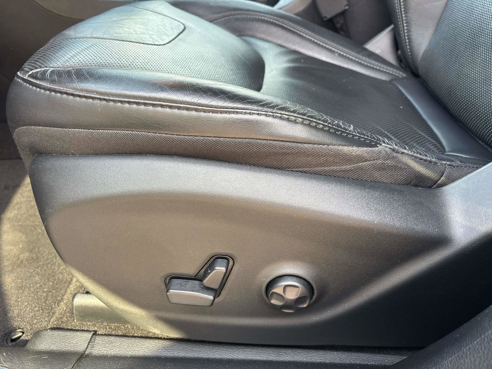 Used 2020 Jeep Cherokee High Altitude image 26