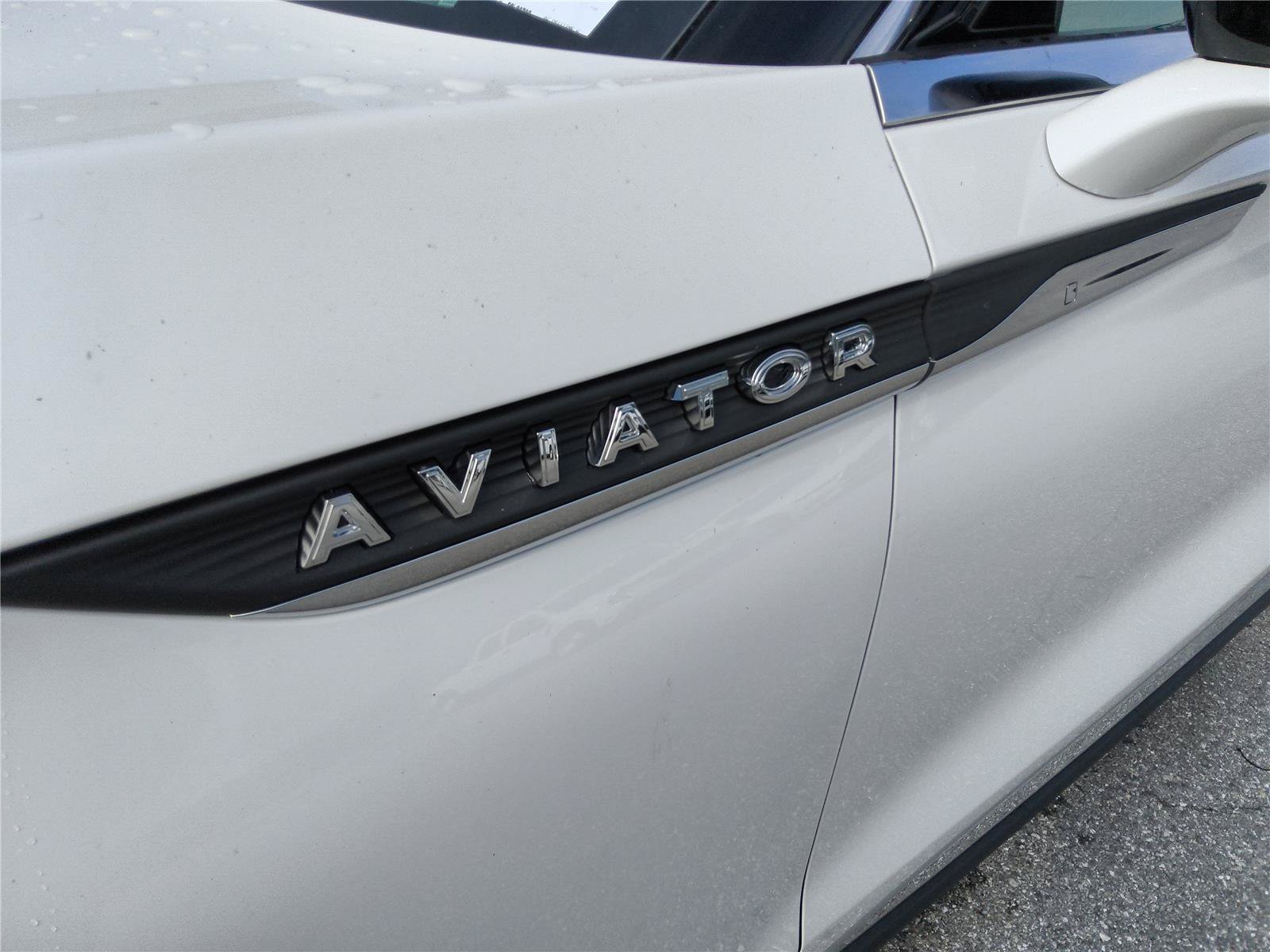 New 2026 Lincoln Aviator 2WD image 10