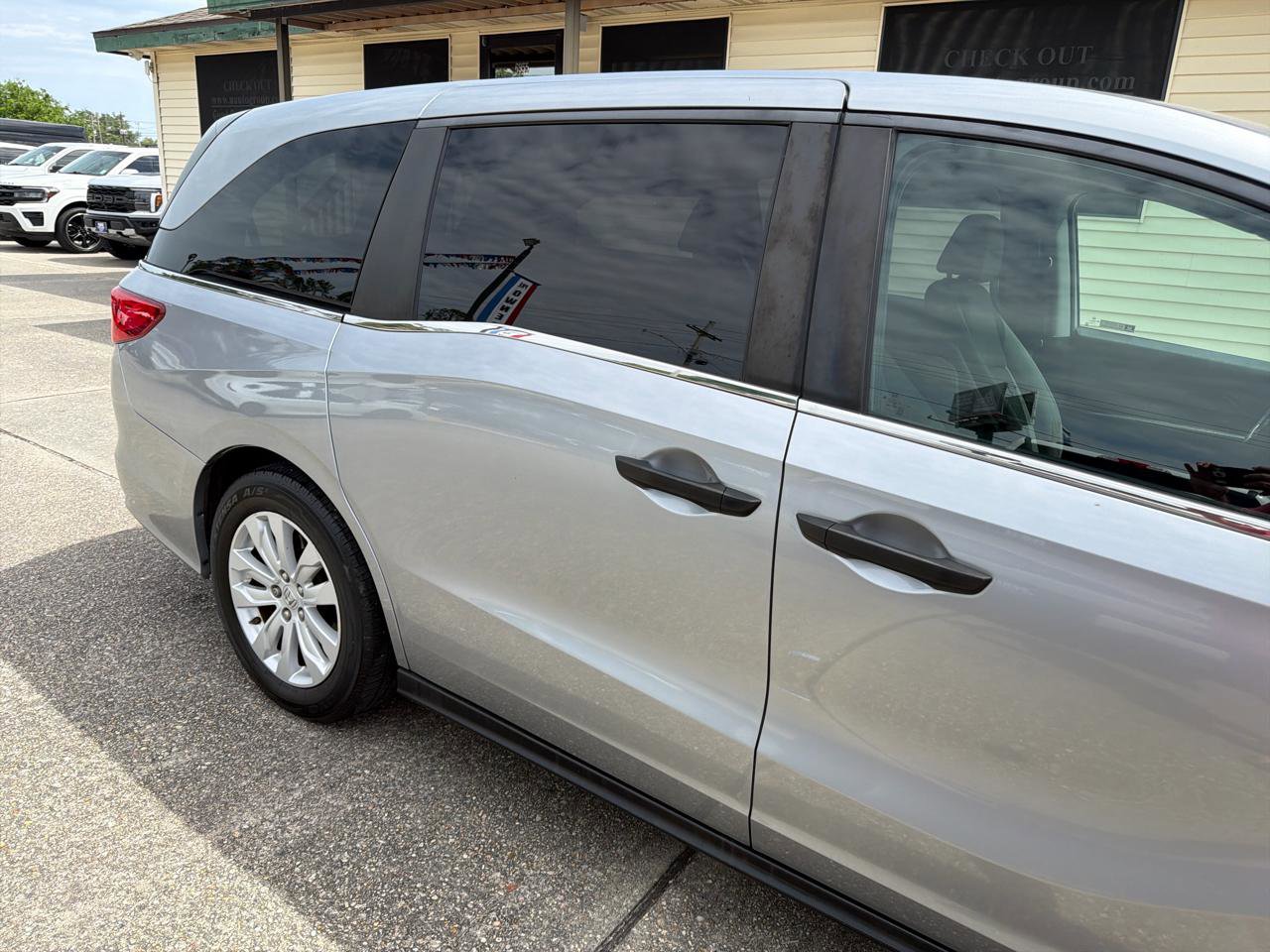 Used 2019 Honda Odyssey LX image 9