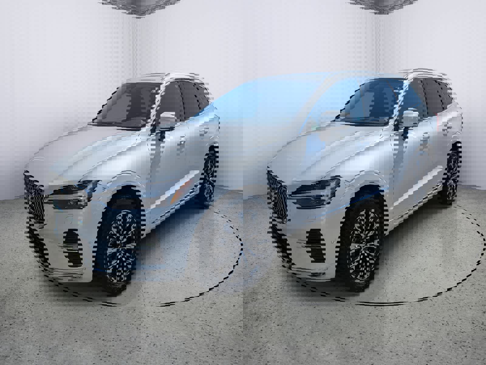 Used 2023 Volvo XC60 B5 Plus image 6