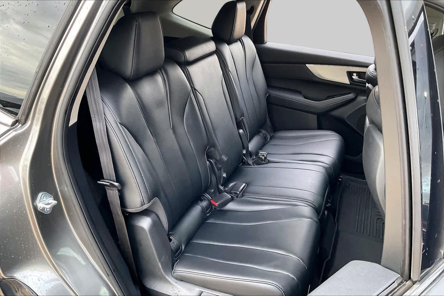 Used 2024 Acura MDX FWD image 18