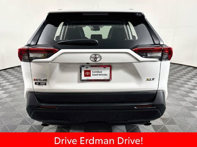 Certified 2025 Toyota RAV4 XLE w/ Convenience Package FWD image 22