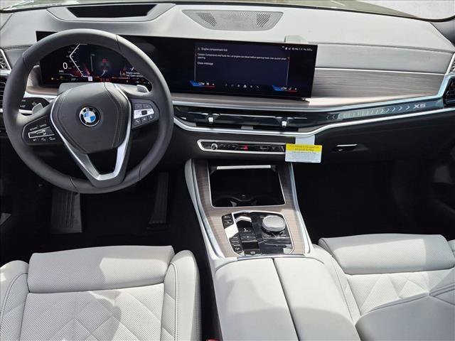 New 2026 BMW X5 xDrive40i w/ Premium Package AWD/4WD image 15