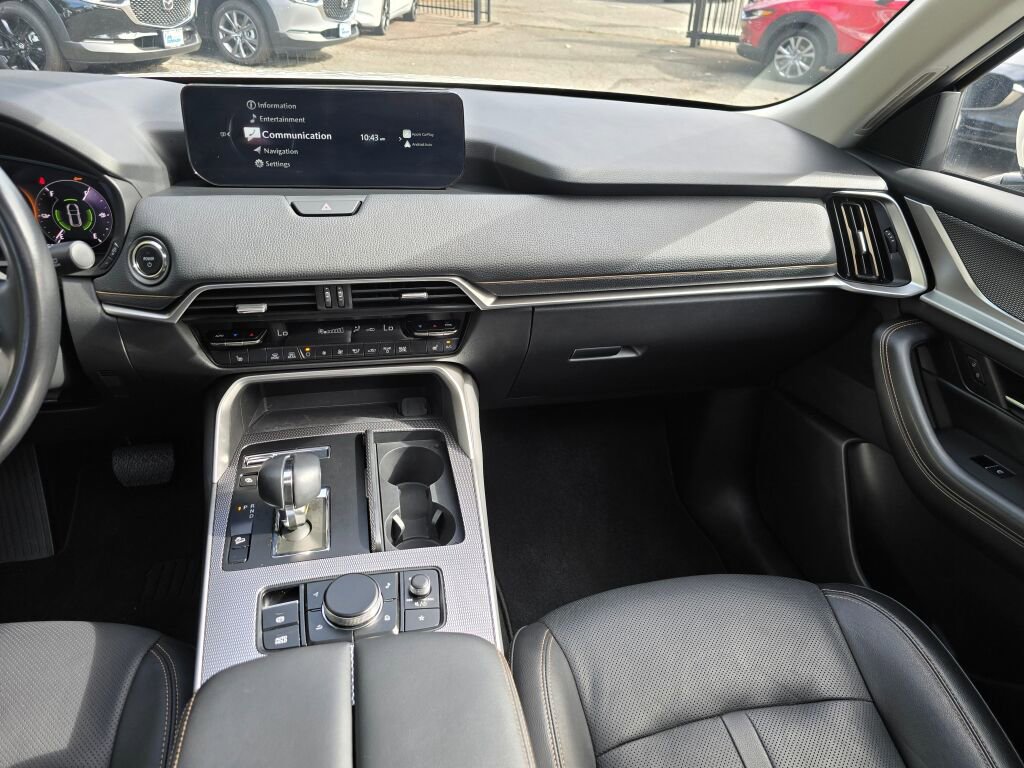 Certified 2024 MAZDA CX-90 Plug-In Hybrid w/ Preferred image 13