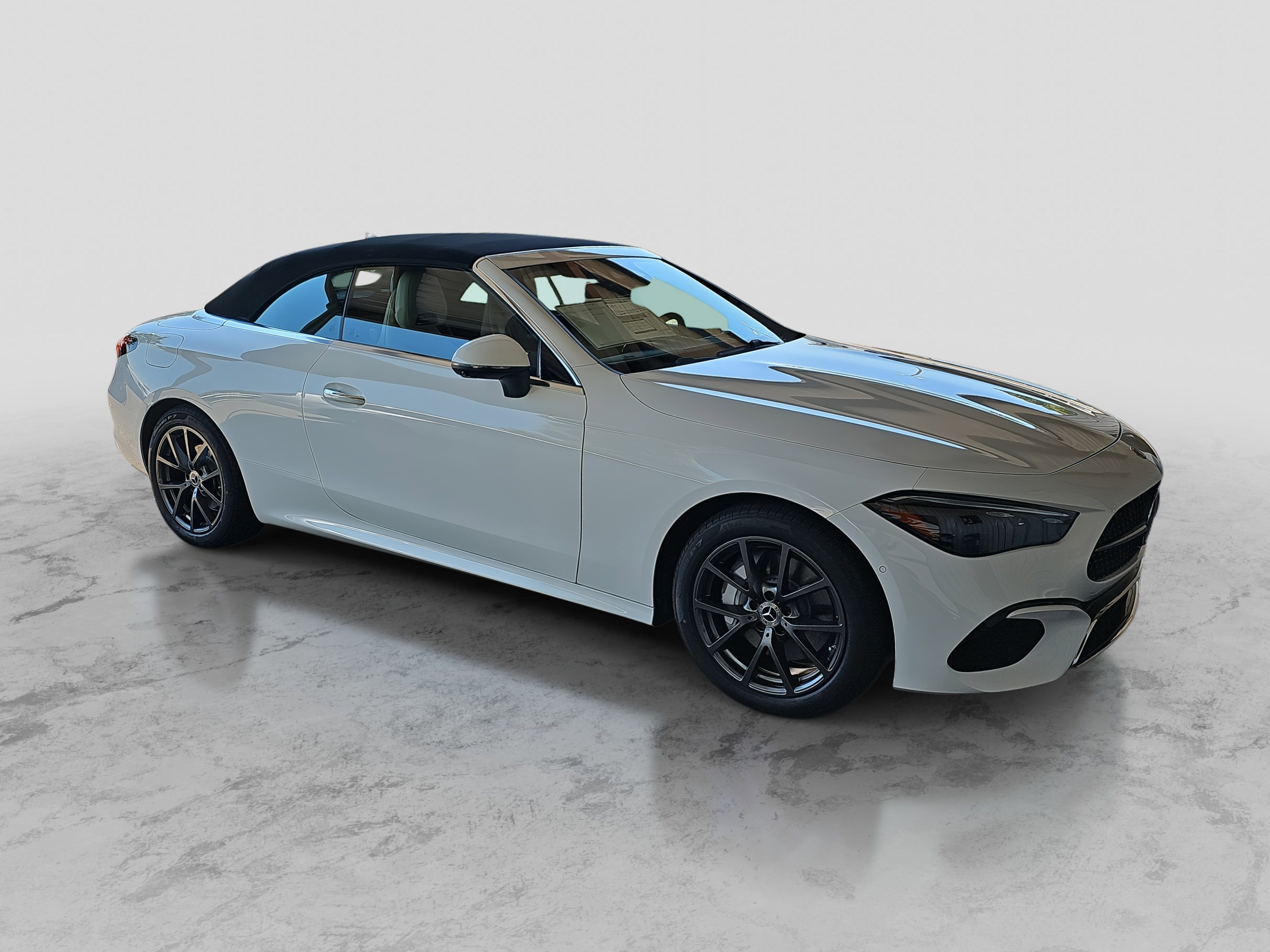 New 2026 Mercedes-Benz CLE 300 4MATIC Cabriolet image 3