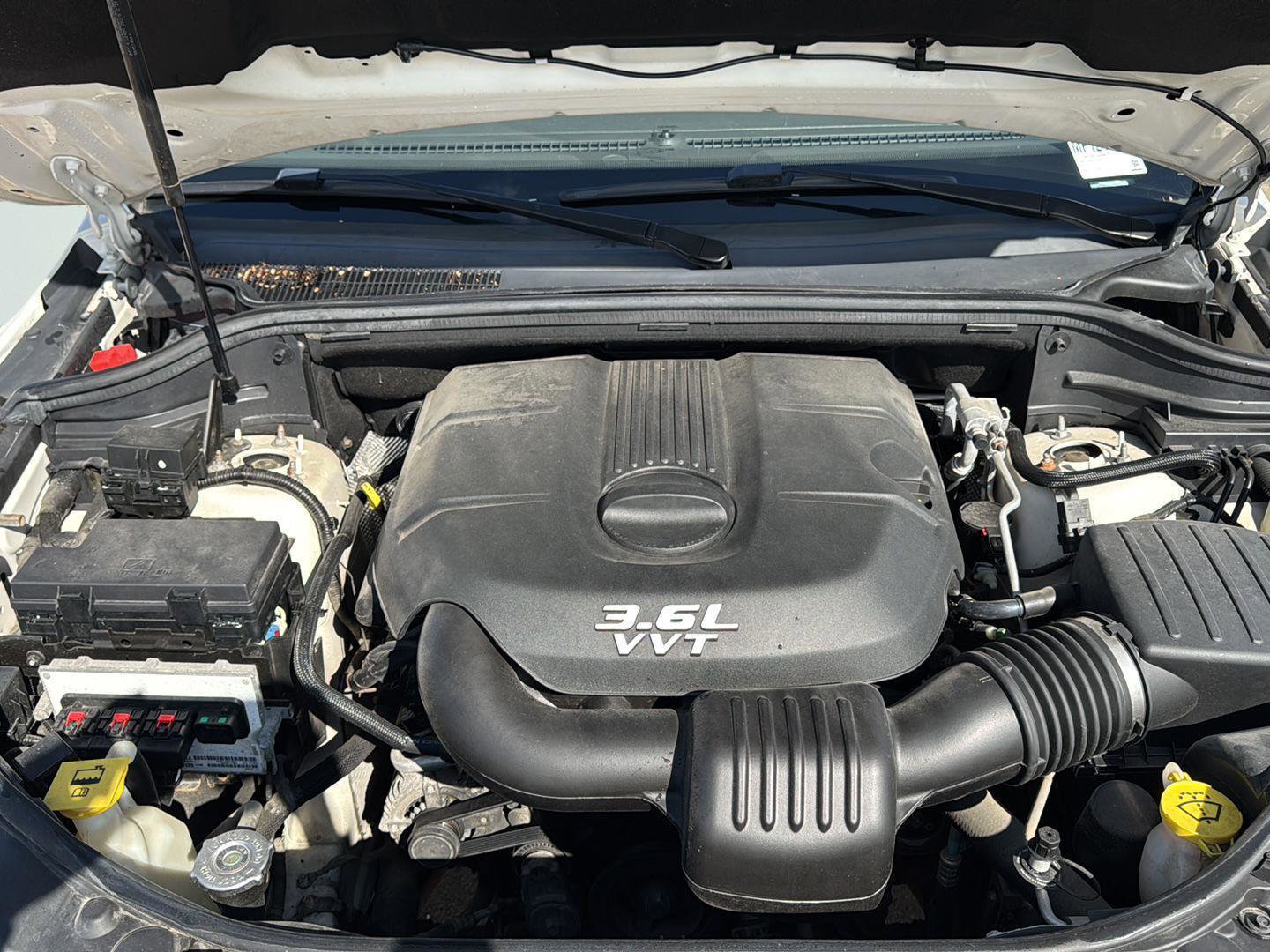 Used 2012 Jeep Grand Cherokee Laredo image 24